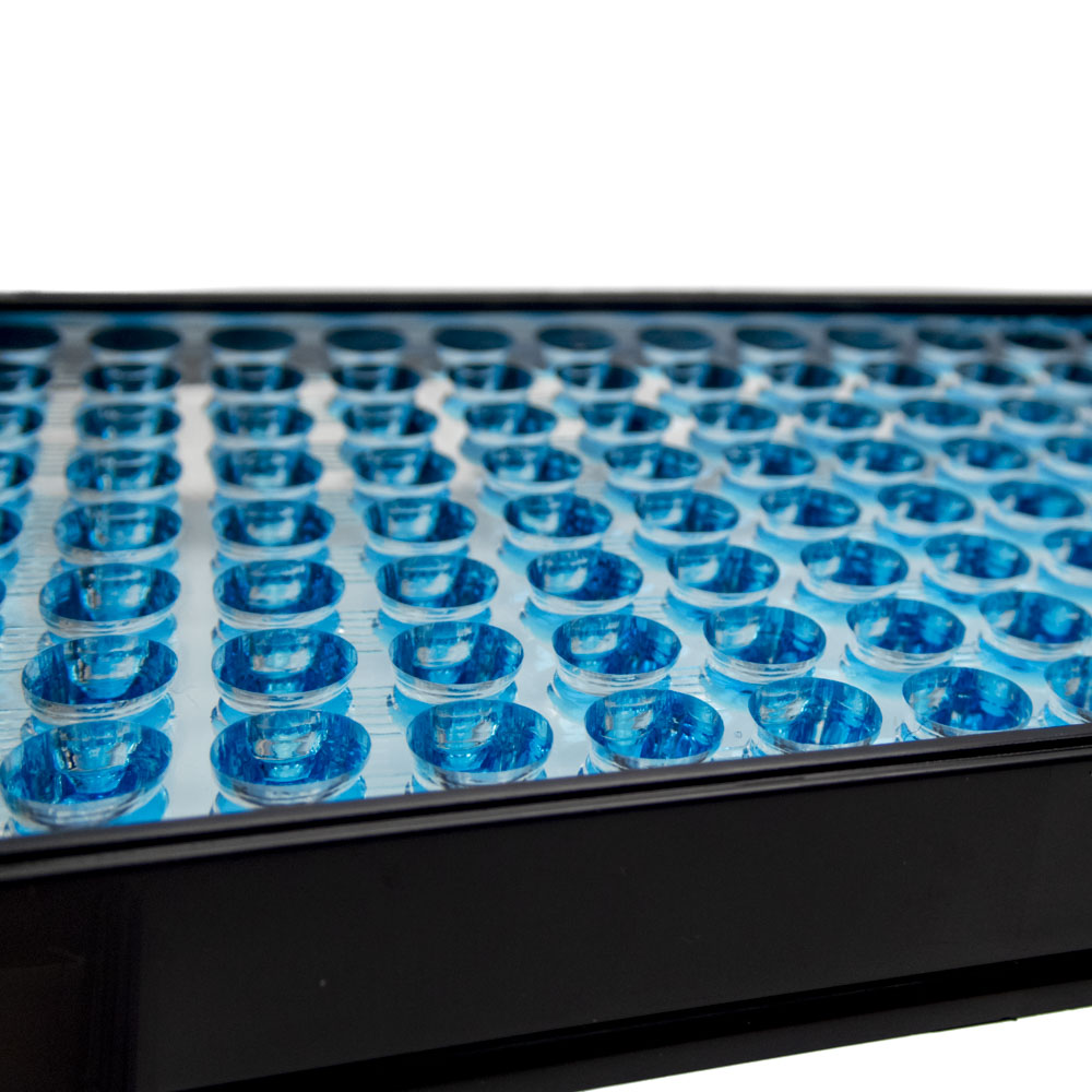 photo of eNUVIO's EB-CLARIFY microplate with colorant